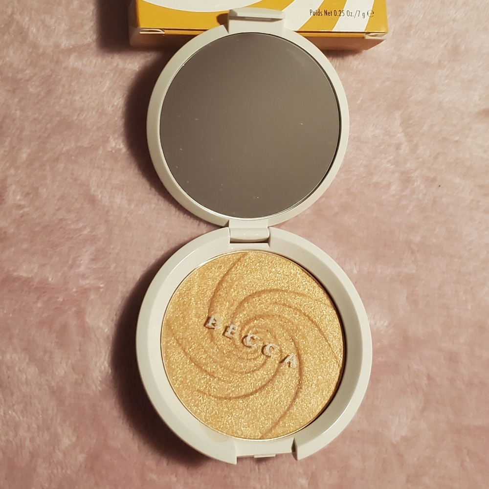 Becca dreamsicle shimmering skin perfector